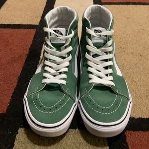 Men’s Vans Sk8 Hi Green Suede Skateboarding Shoes